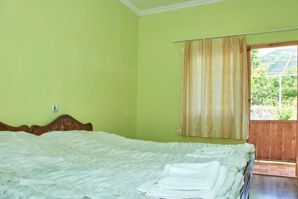 Guest House Aleksandre T'mogvi Екстериор снимка