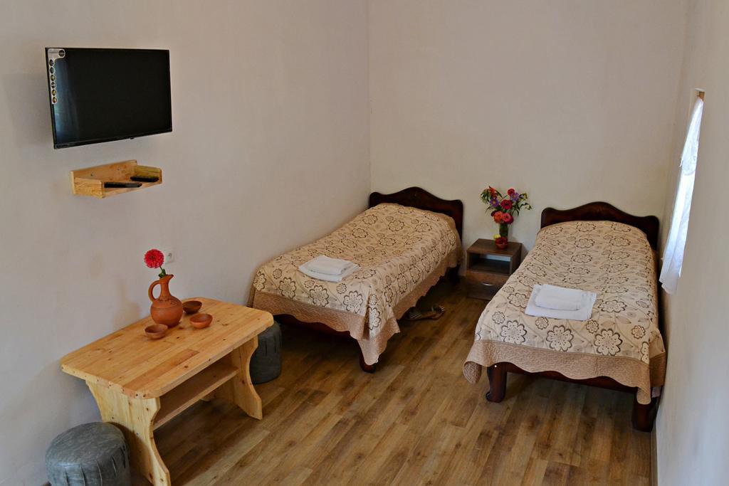 Guest House Aleksandre T'mogvi Стая снимка